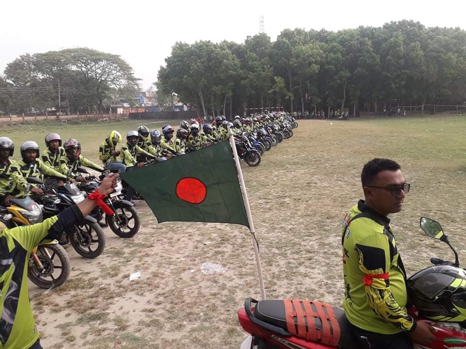 নিরাপদ সড়কের দাবিতে “গােয়ালন্দ রাইডার্স'র" এর মটরসাইকেল শােভাযাত্রা