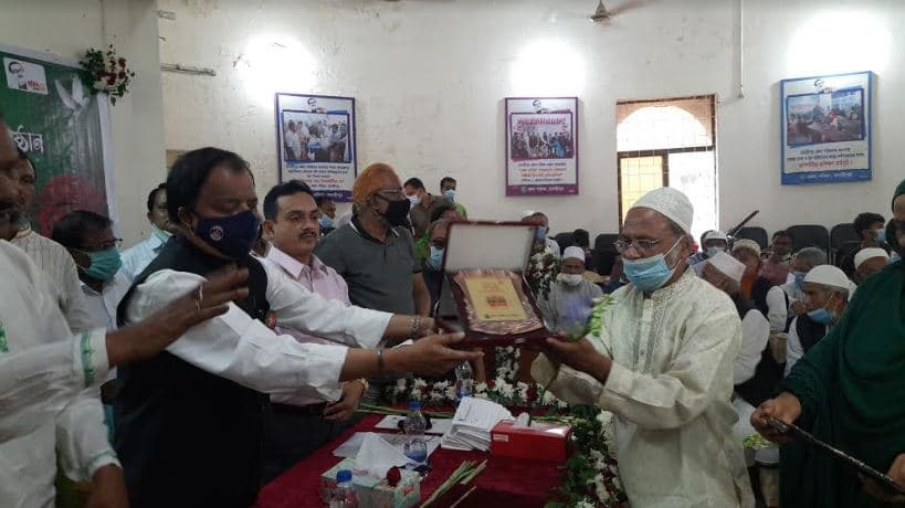 মাদারীপুর জেলা পরিষদের আয়োজনে মুক্তিযোদ্ধাদের সংবর্ধনা