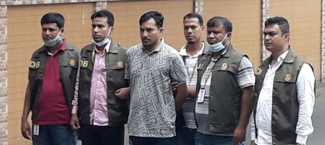মামলা থেকে ‘অব্যাহতির আশ্বাসে’ টিপুকে হত্যার কন্ট্রাক্ট নেন মাসুম