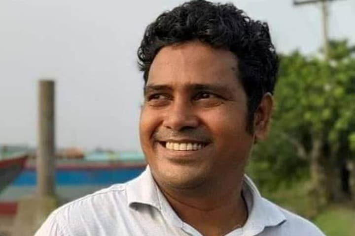 ছুরিকাঘাতে ‘গরিবের ডাক্তার’ নিহত