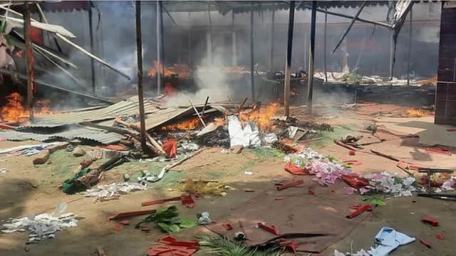 হরতালে ব্রাহ্মণবাড়িয়ায় প্রেসক্লাব-আওয়ামী লীগ অফিসে ভাঙচুর-আগুন