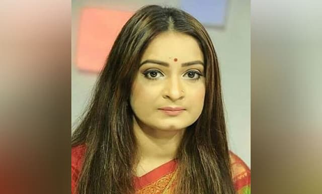 আটক বিএনপি নেত্রী নিপুণ রায়