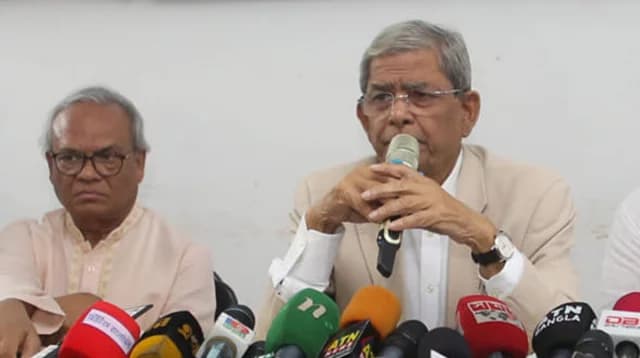 ফেসবুকে মনের কথা লিখলেও তুলে নিয়ে যায় : মির্জা ফখরুল