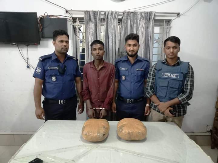 সরাইলে ৪ কেজি গাঁজাসহ মাদক কারবারী গ্রেফতার