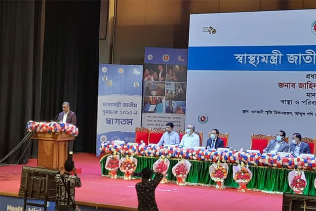 রমজানেও চলবে করোনার টিকাদান: স্বাস্থ্যমন্ত্রী