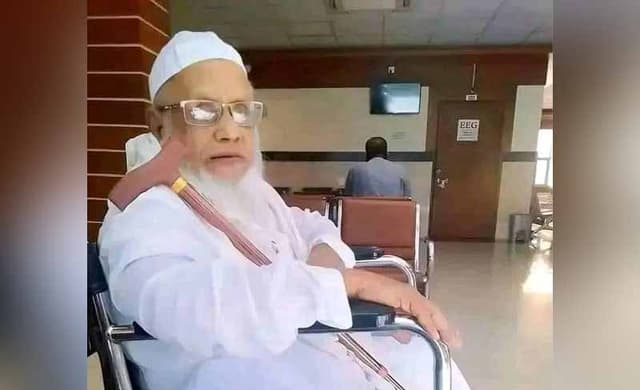 হাটহাজারী মাদরাসার প্রধান মুফতি আর নেই