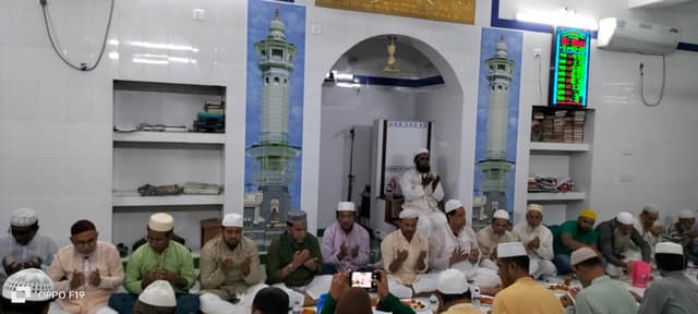 গোয়ালন্দে হাঁটাপার্টির উদ্যোগে ইফতার মাহফিল অনুষ্ঠিত