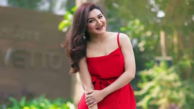 দেশবাসীকে যে সু-সংবাদ দিলেন জয়া