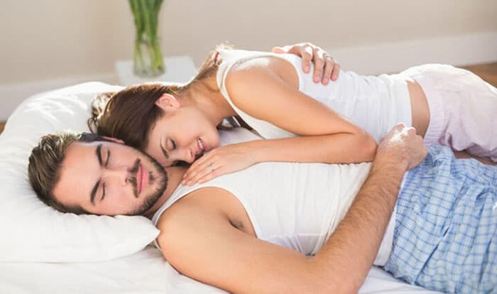 যৌন তৃপ্তিতে আয়নার অপরিহার্যতা