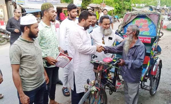 জনতার কাতারে থেকে মানুষের সেবা করতে চাই : এসএম জাকির