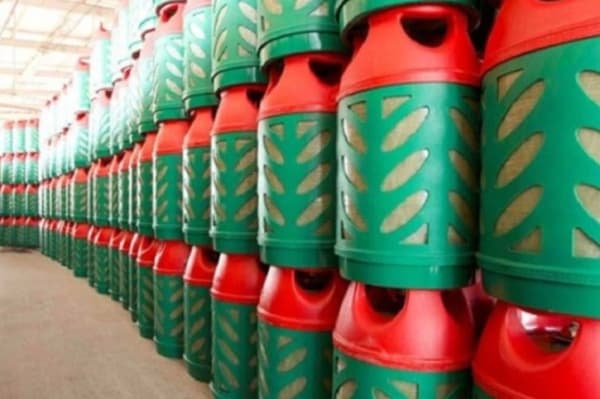 ভোক্তাপর্যায়ে এলপিজির দাম কমেছে ২৪৪ টাকা