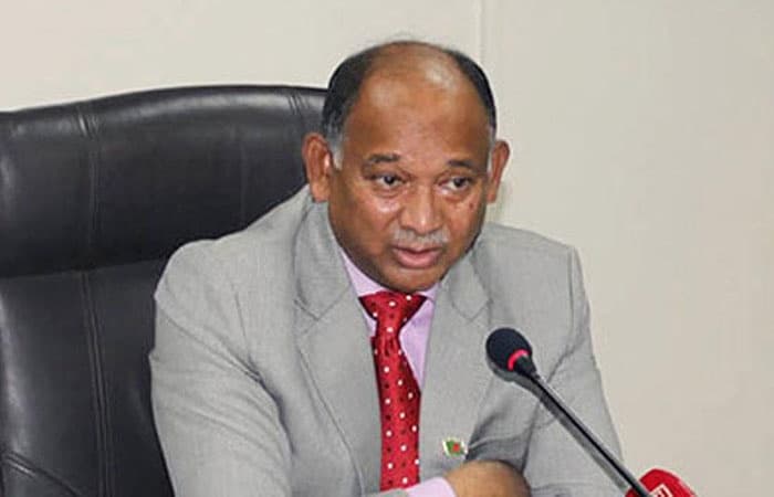 লকডাউনে বন্ধ থাকবে ট্রেন: রেলমন্ত্রী
