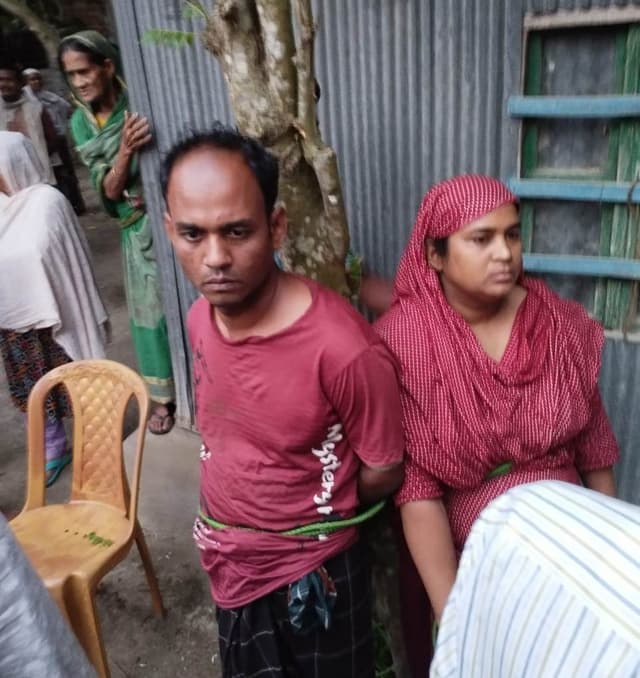 দেবীদ্বারে পরকীয়ার অভিযোগে যুবক ও গৃহবধূকে গাছে বেঁধে নির্যাতন