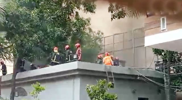 বঙ্গবাজারে আগুন: ছড়িয়ে পড়ল পুলিশ সদর দপ্তরে