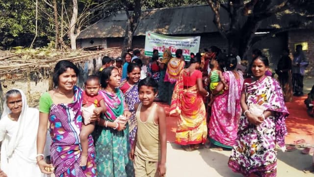 লকডাউনে মাঠ দিবস, মানা হয়নি স্বাস্থ্যবিধি