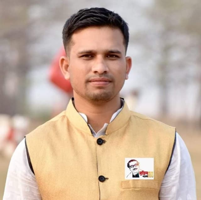 মামুনূল হককে নিয়ে ফেসবুকে আপক্তিকর ষ্ট্যাটাস, যুবলীগ নেতা আটক