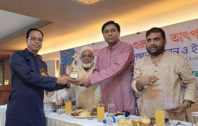 সাউথ এশিয়া গোল্ডেন পীস এ্যাওয়ার্ড  পেলেন সরাইলের এস এম ফরিদ