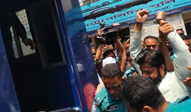 আদালতে বিএনপি নেতা ইশরাক