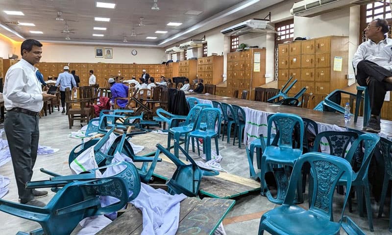 সুপ্রিম কোর্ট আইনজীবী সমিতির ইফতার অনুষ্ঠানে ভাঙচুর