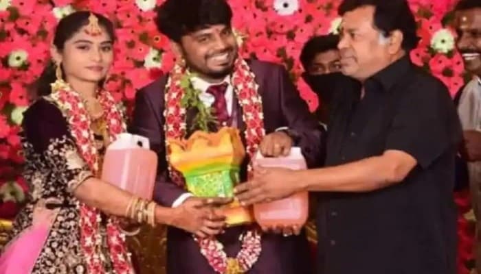 বিয়েতে নবদম্পতিকে পেট্রল-ডিজেল উপহার