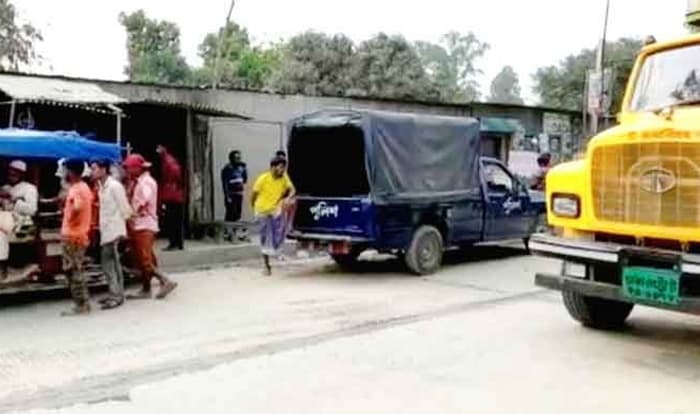 ভূঞাপু‌রে ট্রাক চাপায় হেলপার নিহত