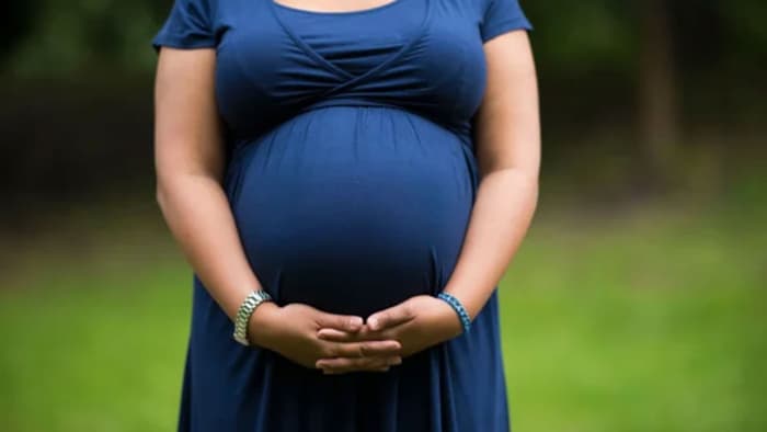 ভিনগ্রহীর সঙ্গে শারীরিক সম্পর্কে অন্তঃসত্ত্বা!