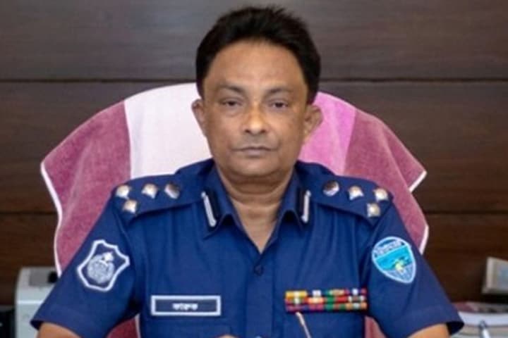 ফায়ার সার্ভিসে হামলা পরিকল্পিত হতে পারে : ডিএমপি কমিশনার