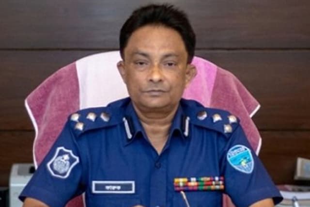 ফায়ার সার্ভিসে হামলা পরিকল্পিত হতে পারে : ডিএমপি কমিশনার