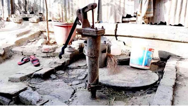 ফারাক্কা ও অনাবৃষ্টির প্রভাবে ঝিনাইদহে নলকুপে পানি সংকট !