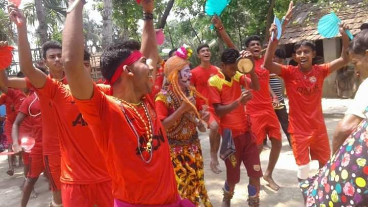 আশাশুনিতে দেল ও চড়ক পূজার ঐতিহায্য ম্লান হতে শুরু করেছে