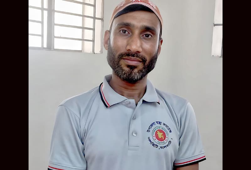 সেই অ্যাম্বুলেন্স চালক রোমেন বরখাস্ত