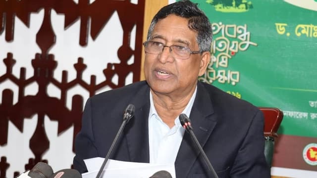 অর্থ মন্ত্রণালয়ের অনুরোধে সারের দাম বাড়াতেই হল : কৃষিমন্ত্রী