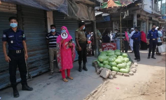 লালপুরে স্বাস্থ্যবিধি না মানায় ৪ ব্যক্তিকে জরিমানা