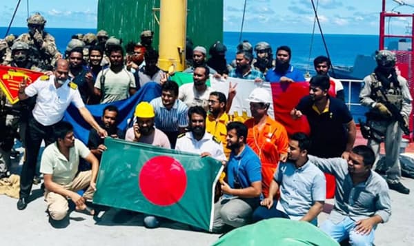 পহেলা বৈশাখে মুক্ত এমভি আব্দুল্লাহ, রয়টার্সকে যা বলল জলদস্যুরা