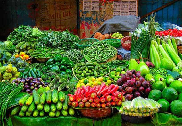 রমজানের শুরুতেই সবজীর দাম দিগুন