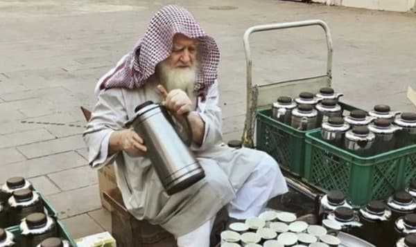 মদিনায় বিনামূল্যে খাবার-পানীয় সরবরাহ করা সেই ইসমাইল আর নেই