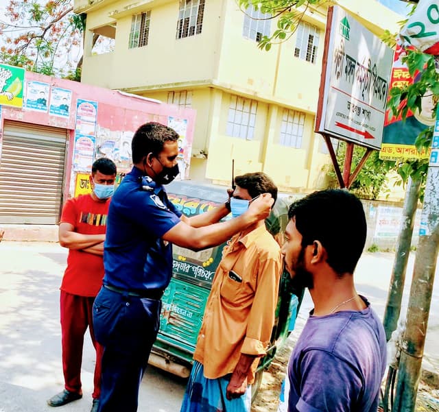 সরাইল সার্কেল এর মাস্ক বিতরণ ও প্রচারণা