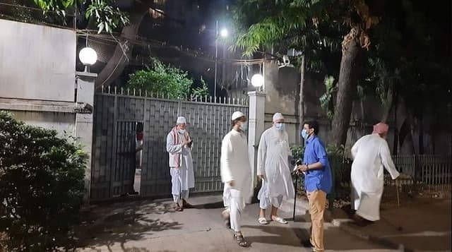 স্বরাষ্ট্রমন্ত্রীর বাসায় হেফাজত নেতাদের বৈঠক