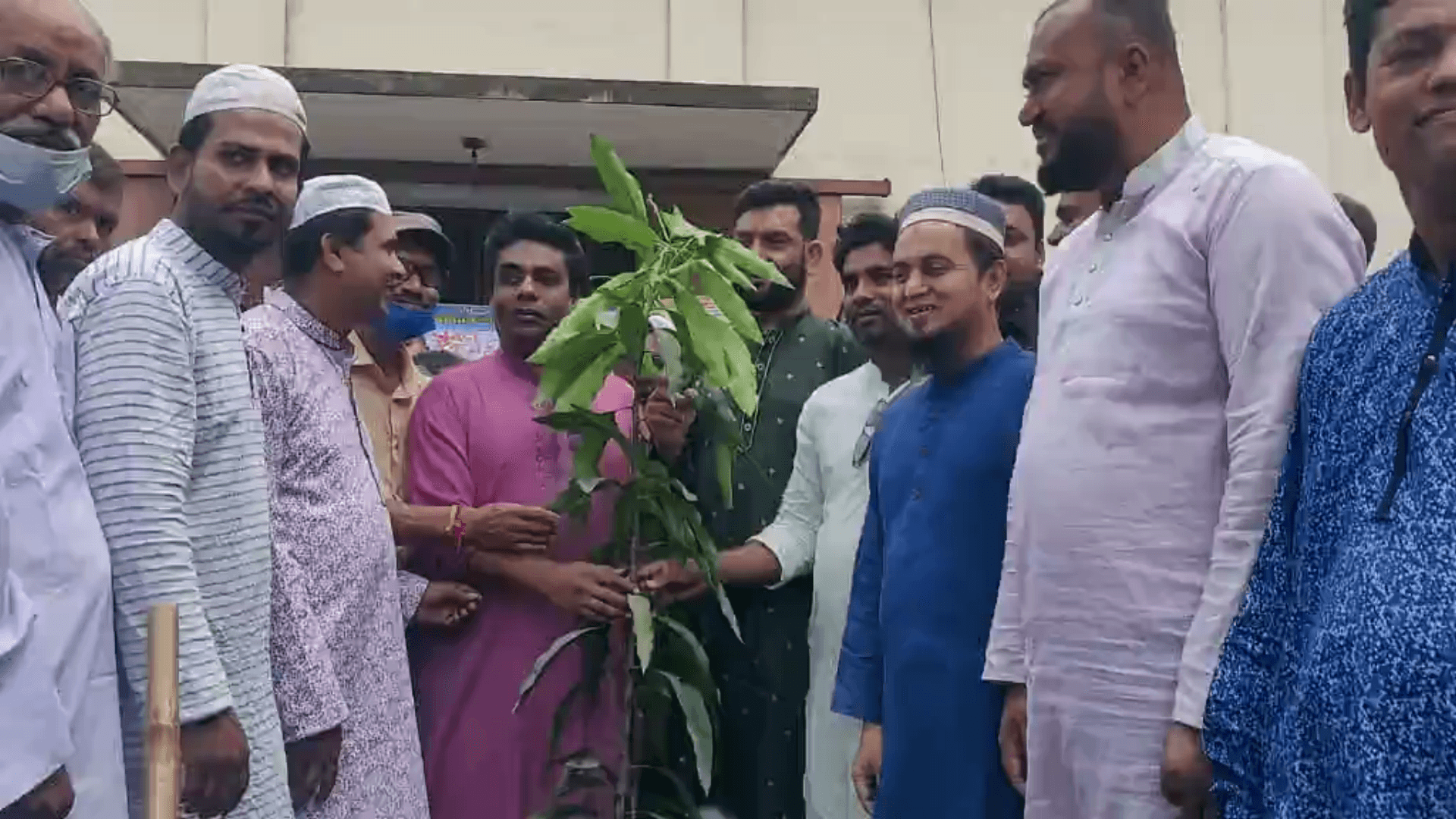 হিলিতে কৃষকলীগের ৫০ তম প্রতিষ্ঠাবার্ষিকী পালিত