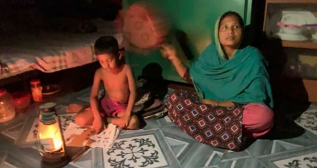 দেবীদ্বারে অতিরিক্ত লোডশেডিং বিপর্যস্ত জনজীবন