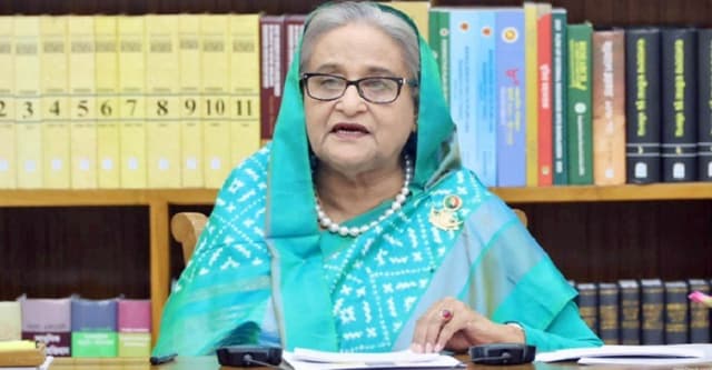 সরকারি প্রকল্পের উপকারভোগীদের খোঁজ নিতে বললেন প্রধানমন্ত্রী