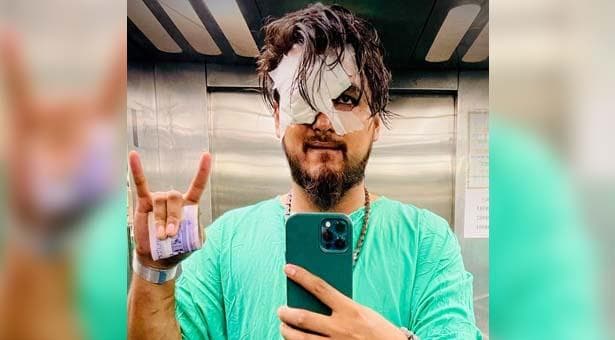 আহত নোবেল, হাহা রিয়েক্ট !
