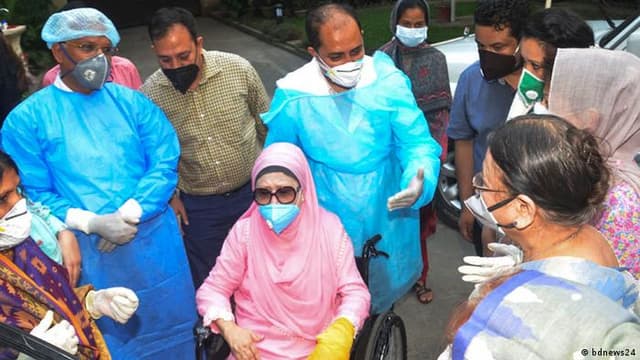 খালেদা জিয়া দ্বিতীয় পরীক্ষায়ও করোনা পজিটিভ