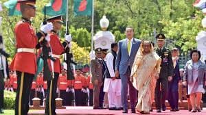 থাইল্যান্ডের গভর্নমেন্ট হাউসে দ্বিপাক্ষিক বৈঠকে প্রধানমন্ত্রী শেখ হাসিনা