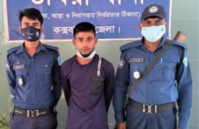উখিয়ায়  বিপুল ইয়াবাসহ রোহিঙ্গা যুবক আটক