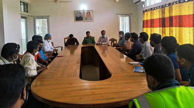 সোনাহাট স্থলবন্দর করোনা মুক্ত রাখতে তৎপর প্রশাসন