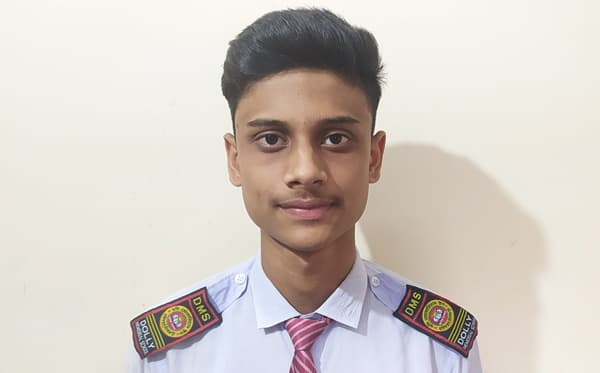 হিলিতে জাতীয় শিক্ষা সপ্তাহে রচনা প্রতিযোগিতায় শ্রেষ্ঠ শিক্ষার্থী রক্তিম