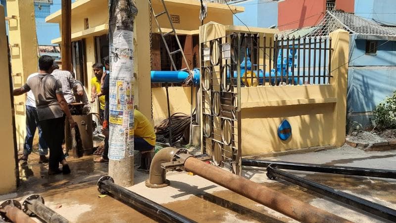 তাপদাহের মধ্যে পানি সংকট রাজধানীর বিভিন্ন এলাকায়