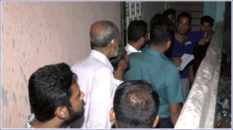 ঘুড়ি উড়াতে গিয়ে ছাদ থেকে পড়ে কিশোরের মৃত্যু