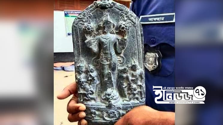 ঠাকুরগাঁওয়ে পুকুর খননে মিলল প্রাচীন মূর্তি